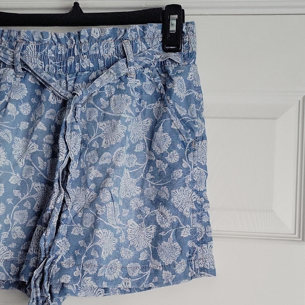 Knox Rose Floral Blue Women's Shorts - Picture 3 of 13